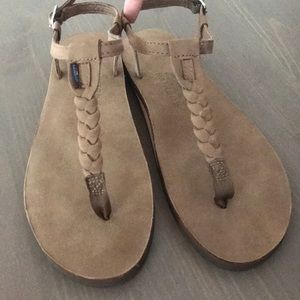 NWT Rainbow Sandals